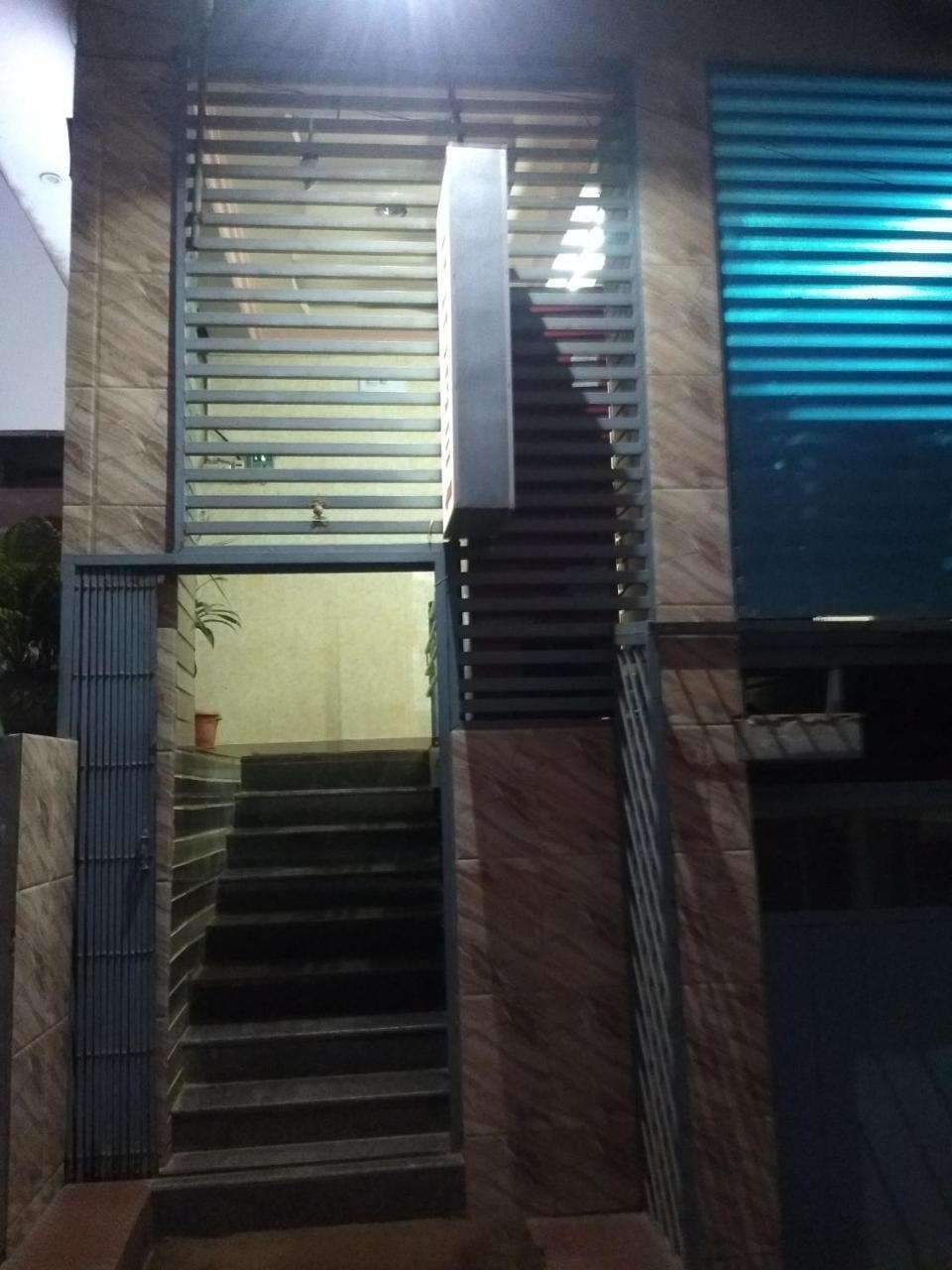 Apoorva Residency Hotel Bangalore Exterior photo